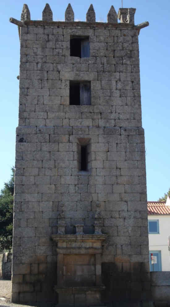 Torre do relógio - Aguiar da Beira