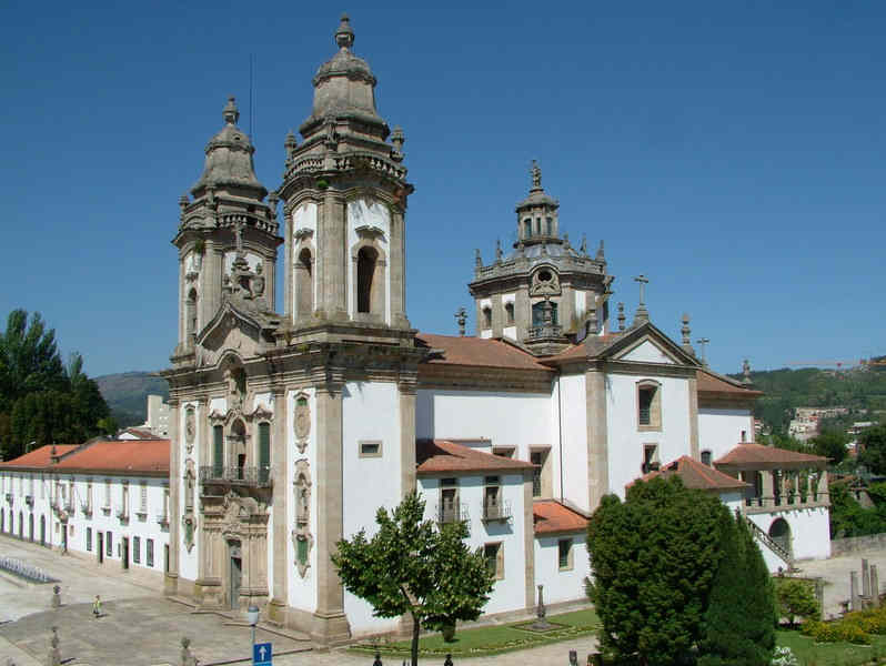 Mosteiro de São Miguel de Refojos (Mosteiro de Refóios) em Cabeceiras de Basto