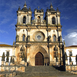 Fachada do Mosteiro de Alcobaa