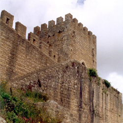 Vista lateral do Castelo de Óbidos